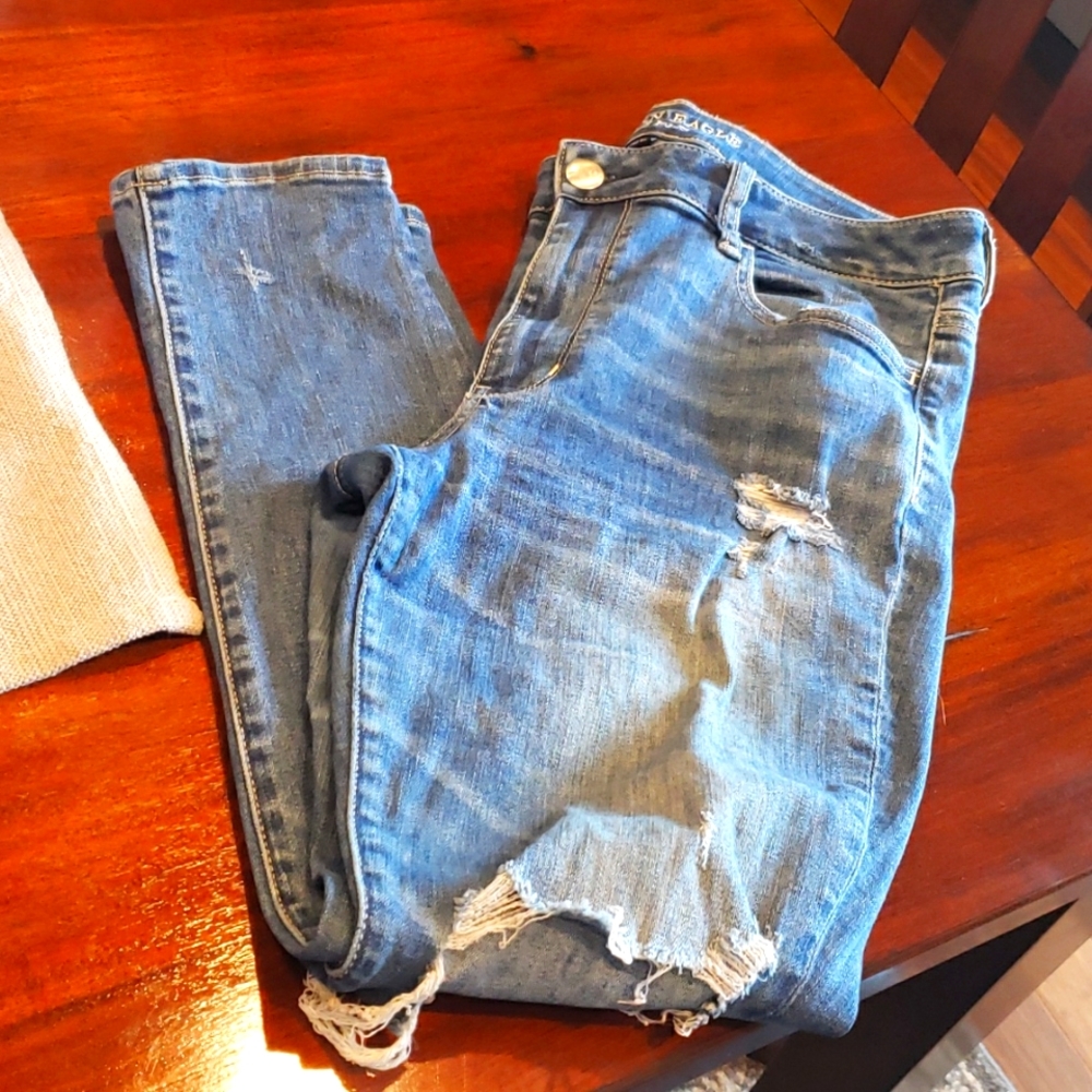 American Eagle distressed jeans